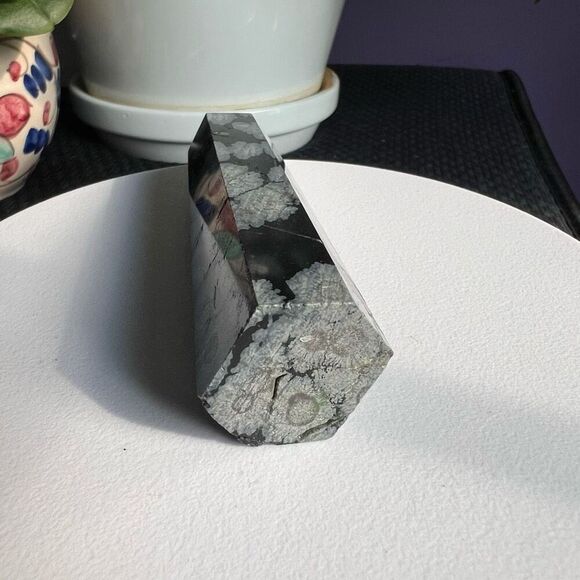Snowflake Obsidian Crystal Tower‎ (#4) - Picture 10 of 11